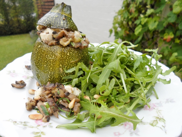 bolletjescourgette met champignons en feta