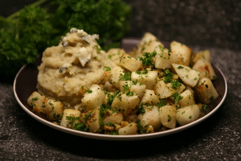 Pastinaakpuree met gebakken raapjes