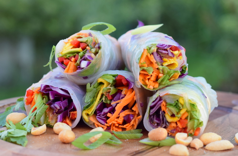 Karola's Kitchen - summer rolls met pindasaus