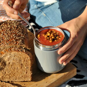 Karola's Kitchen - Gazpacho met kikkererwtencroutons